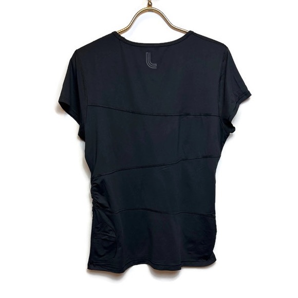 Lole Dryfit Black T-shirt Sz M with pocket EUC - Picture 2 of 6